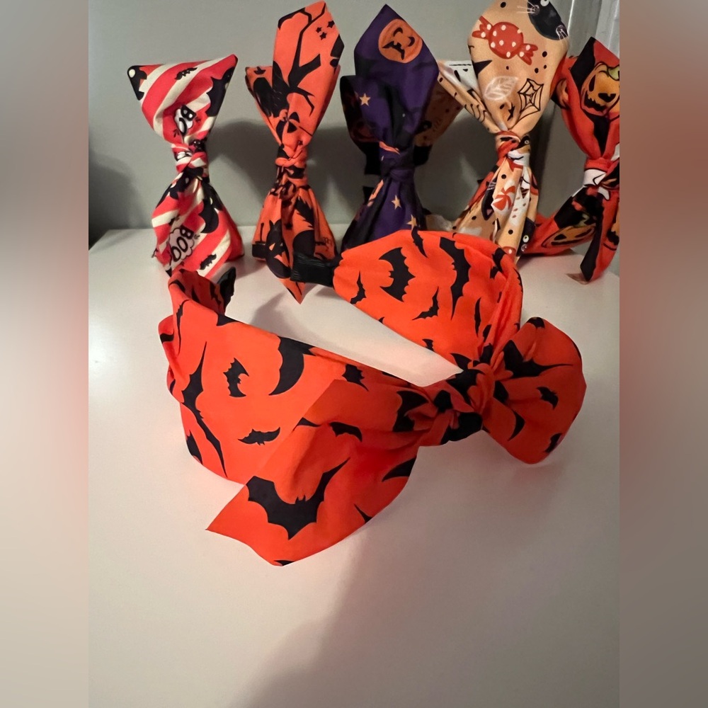 6-Piece Women’s Halloween Headband Set - Picture 3 of 9